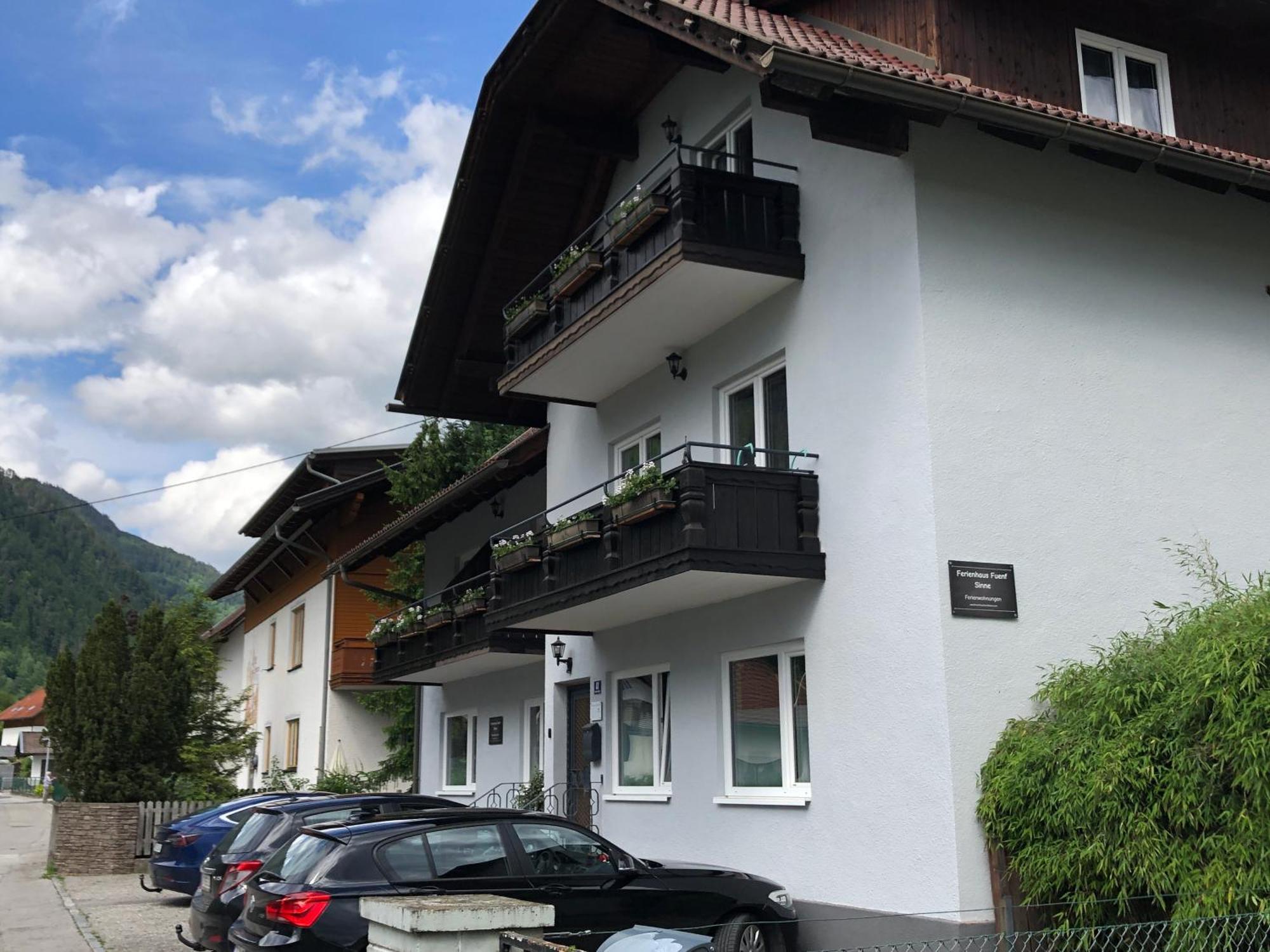 Appartement Zirbenduft Ferienhaus Fuenf Sinne Döbriach Eksteriør billede